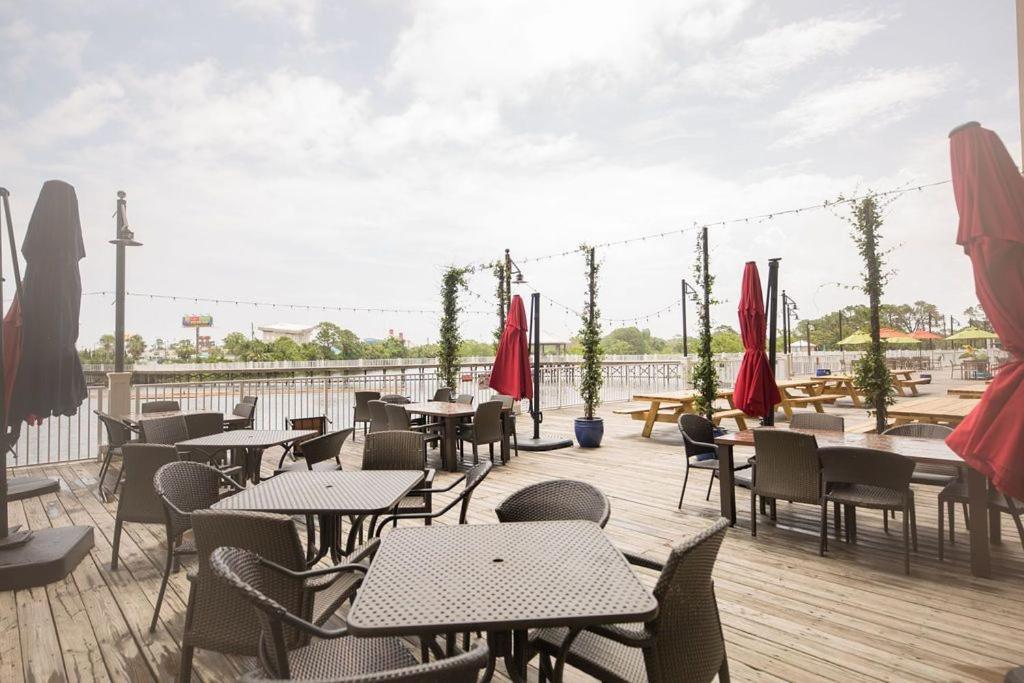 Holiday home Deep Blue At Laketown Wharf #214 By Nautical Panama City Beach